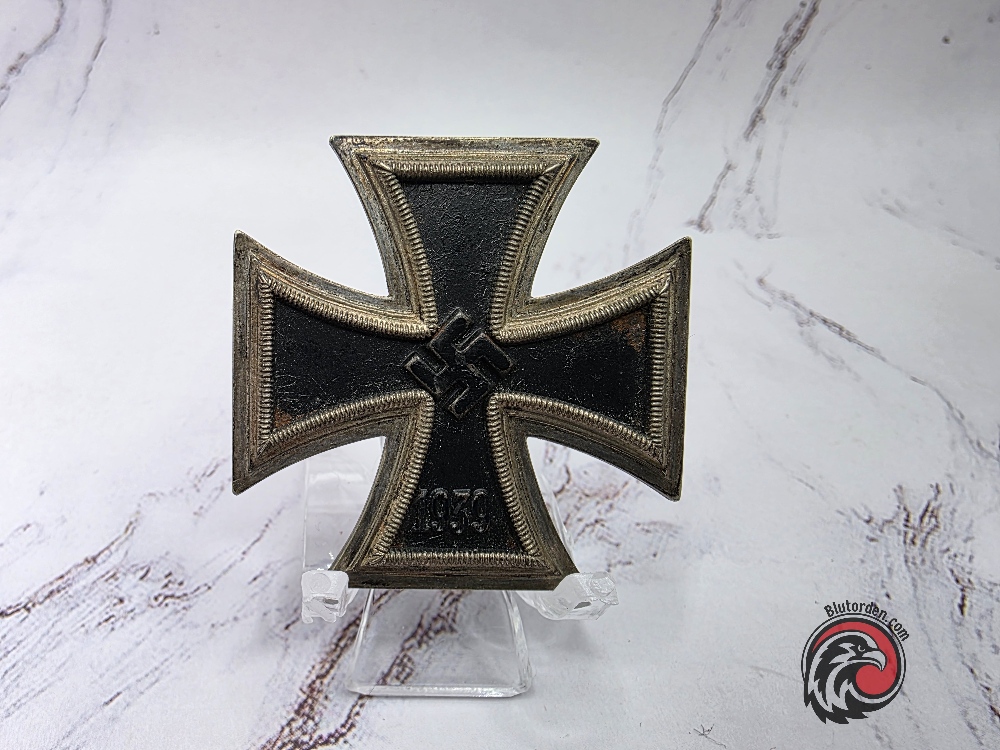 #0111 - Iron Cross 1st Class 1939 – Unmarked