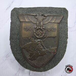 #1109 – German WWII Krim Campaign Shield 1941–1942 – Heer Field-Grey Cloth Backing