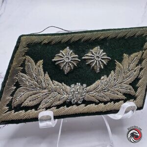 #2740-0026 – German WWII Customs Zolloberinspekteur 1937 Pattern Collar Tab – Two Rank Pips